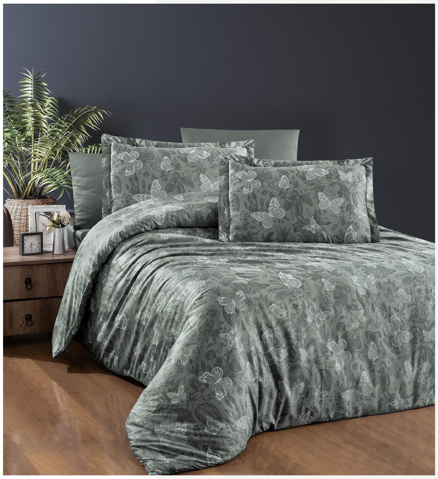 KARLIS S566 · Moonmist
