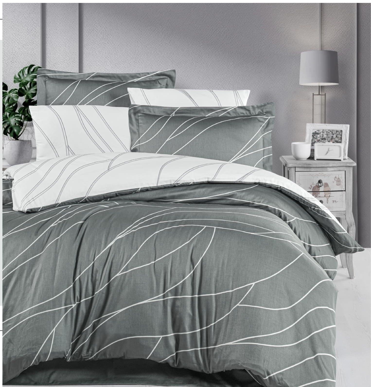 MESI S493 · Moonmist
